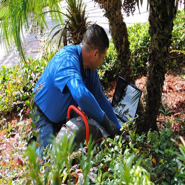 Plumber providing an inspection