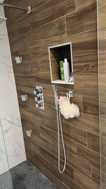 modern shower revovation option by Choice Plumbing Orlando